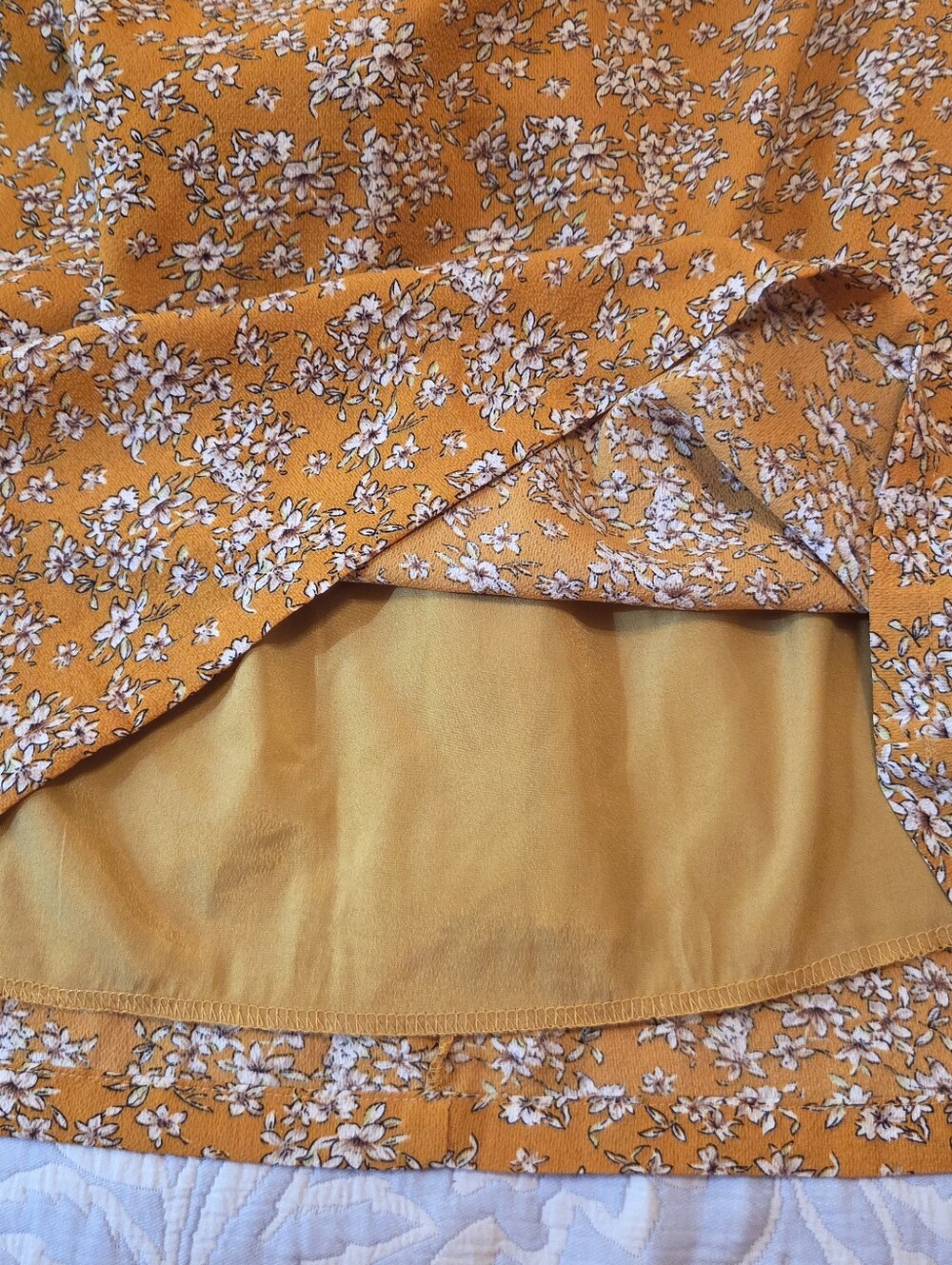 BOHO Belongsci Mustard Floral V Neck Bell Sleeves Dress - Picture 5 of 10